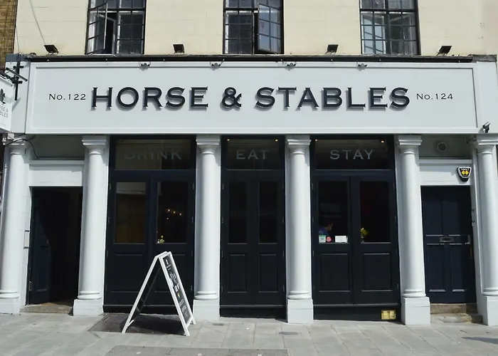 Ostello The Horse & Stables Londra